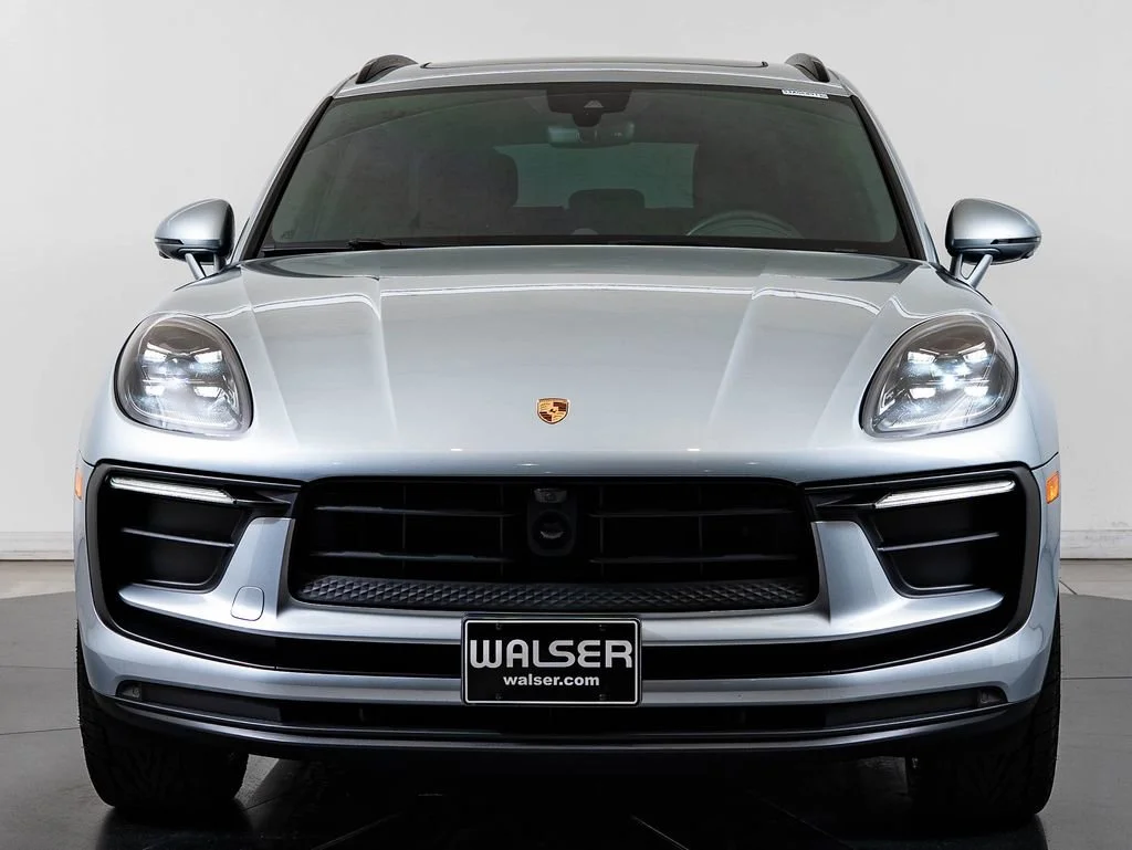 Used 2024 Dolomite Silver Metallic Porsche  image 11