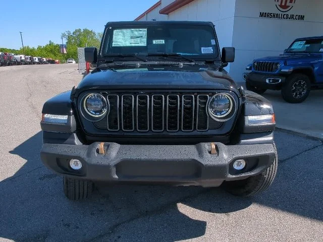 New 2026 Black Clear-Coat Exterior Paint Jeep 85th Anniversary Edition image 4