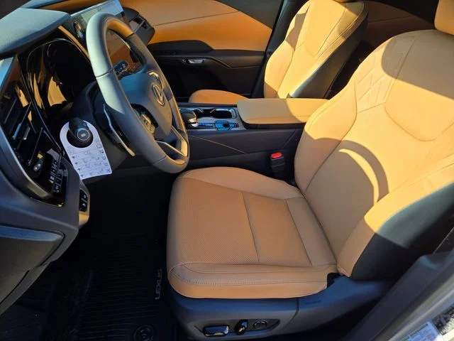 New 2026 Iridium Lexus PREMIUM image 6