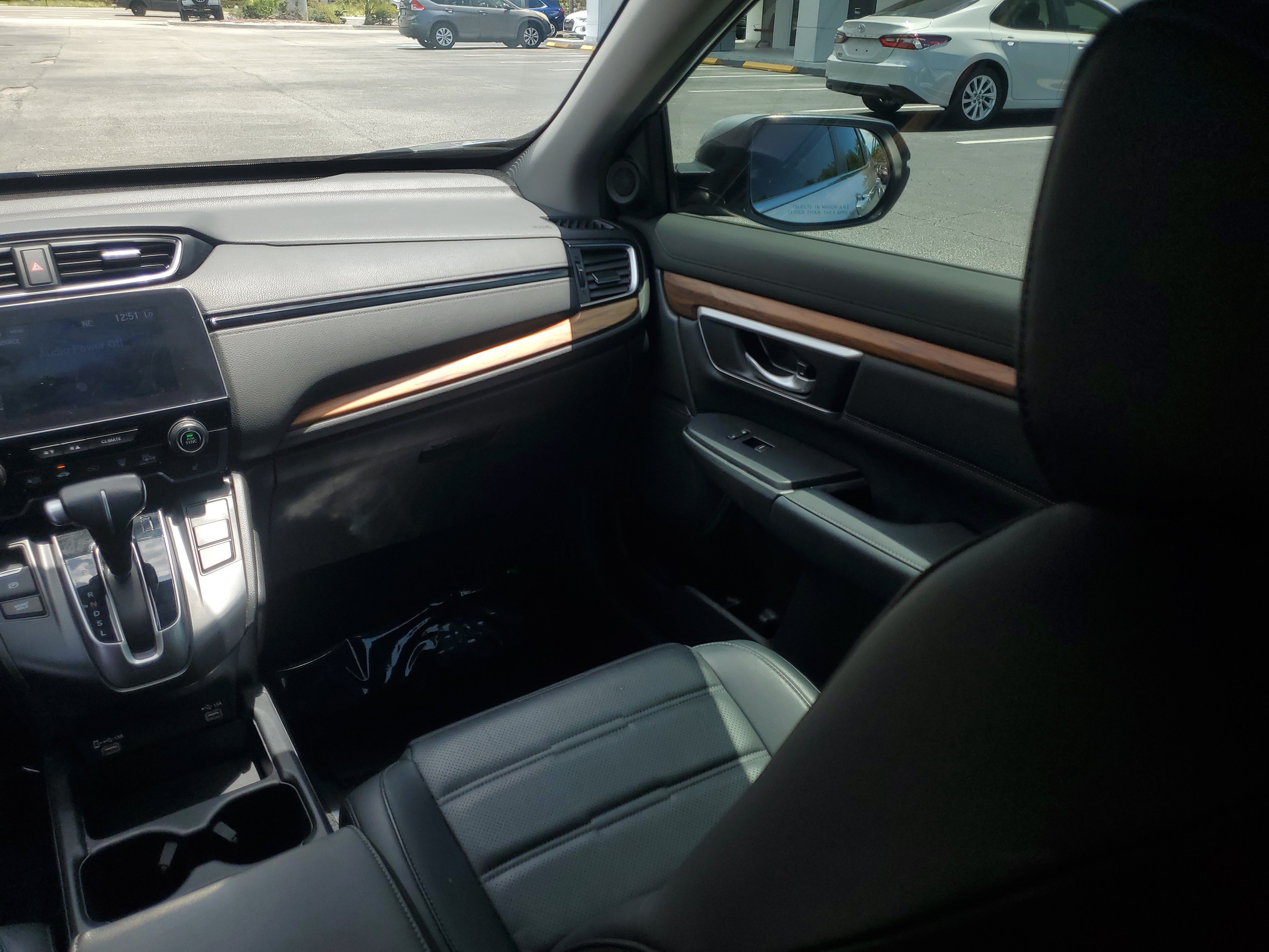 Used 2020 Silver Honda EX-L image 17