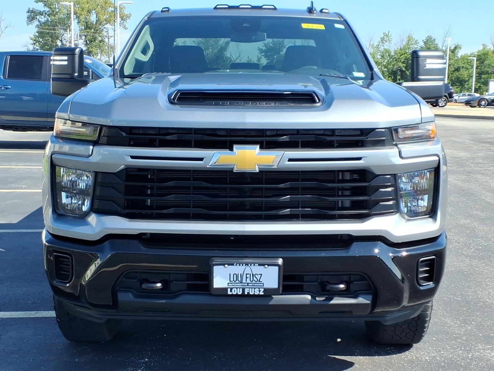 Used 2025 Sterling Gray Metallic Chevrolet Custom image 31