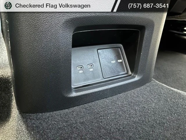 New 2026 Green Volkswagen 2.0T SE w/Technology image 28