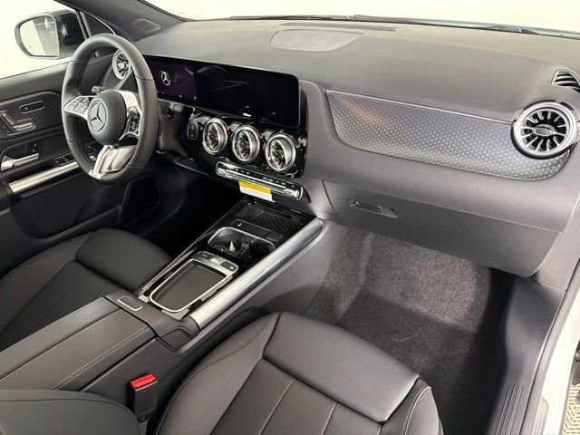 New 2026 Polar White Mercedes-Benz GLA 250 image 14