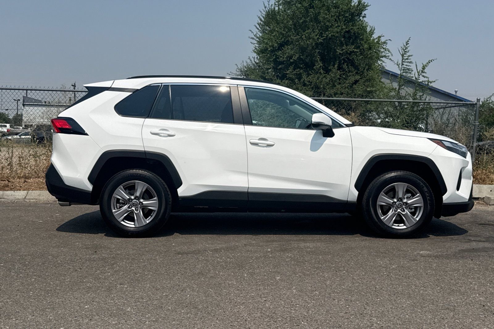 Used 2025 White Toyota XLE image 2