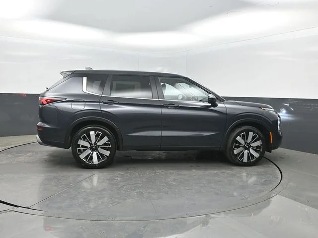 New 2026 Gray Mitsubishi SE 1.5T 2WD image 35