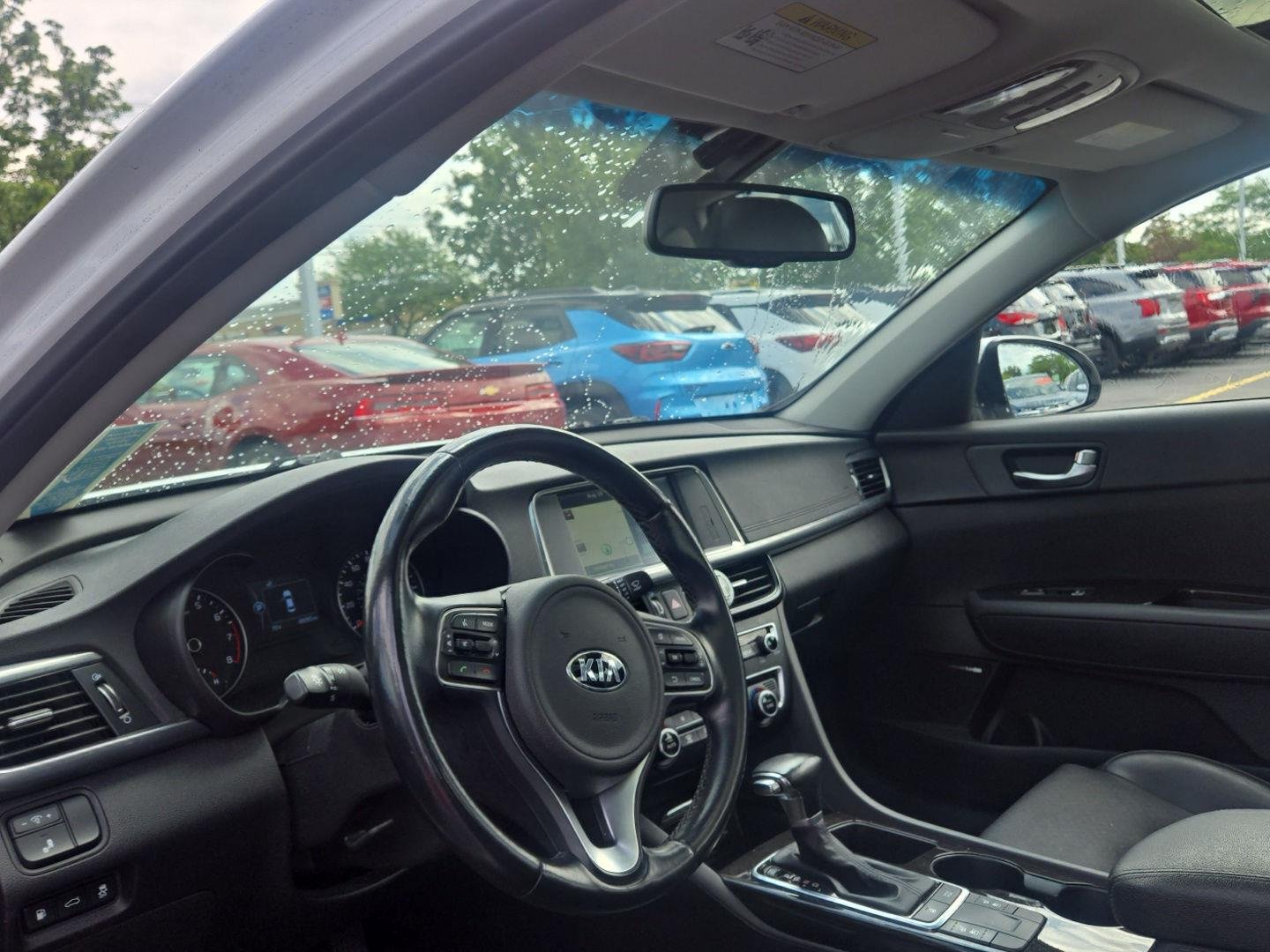 Used 2016 Snow White Pearl Kia EX image 3