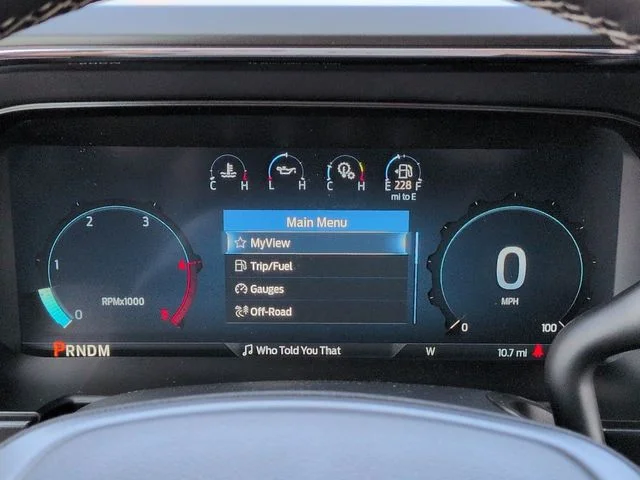 New 2026 Gray Ford Lariat image 27