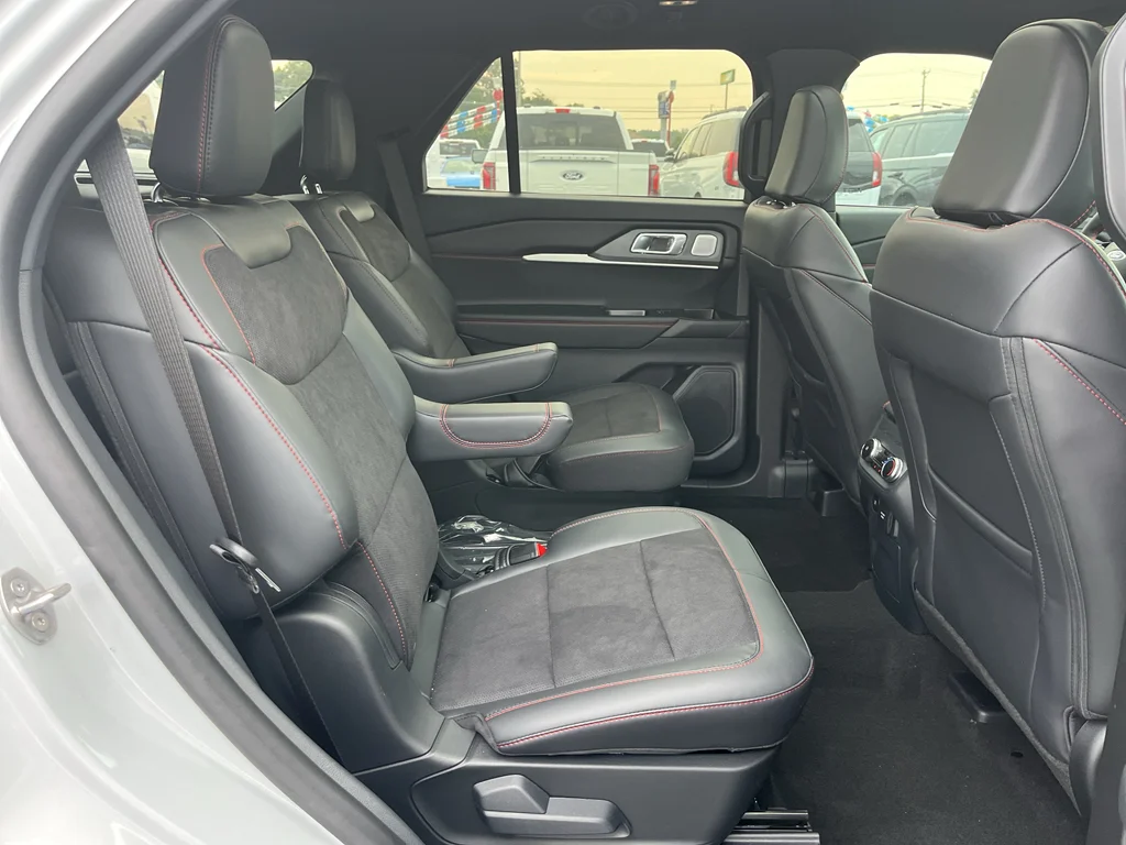 New 2026 Space White Metallic Ford ST image 17