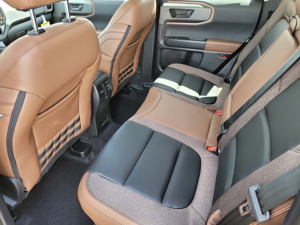 New 2026 Ruby Red Metallic Tinted Clearcoat Ford Outer Banks® image 6