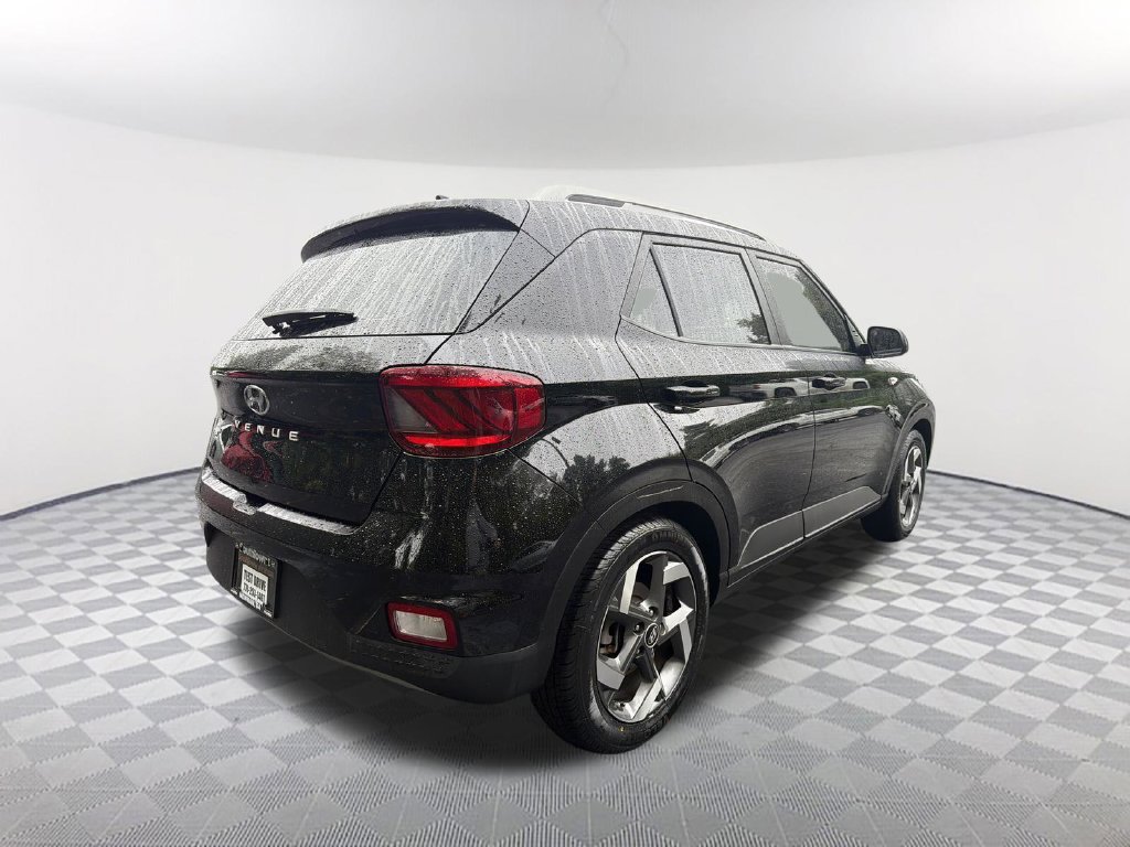 2022 Hyundai Venue SEL - Photo 5