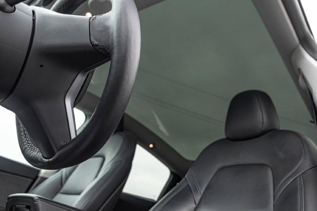 Used 2023  Tesla Long Range image 15