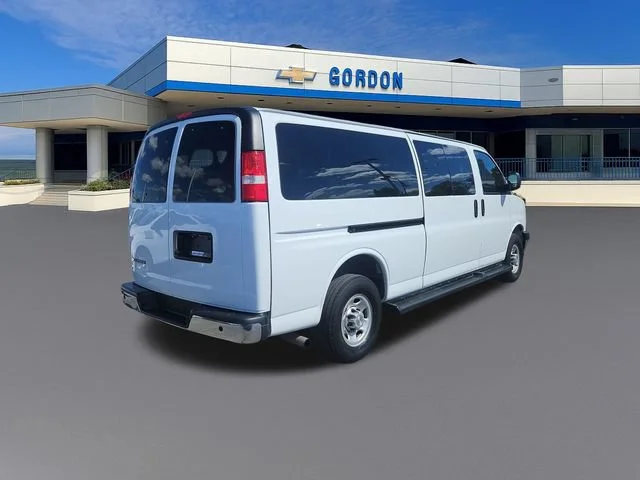 Used 2023 Summit White Chevrolet 1LT image 6