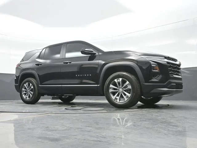 2026 Chevrolet Equinox LT - Photo 23