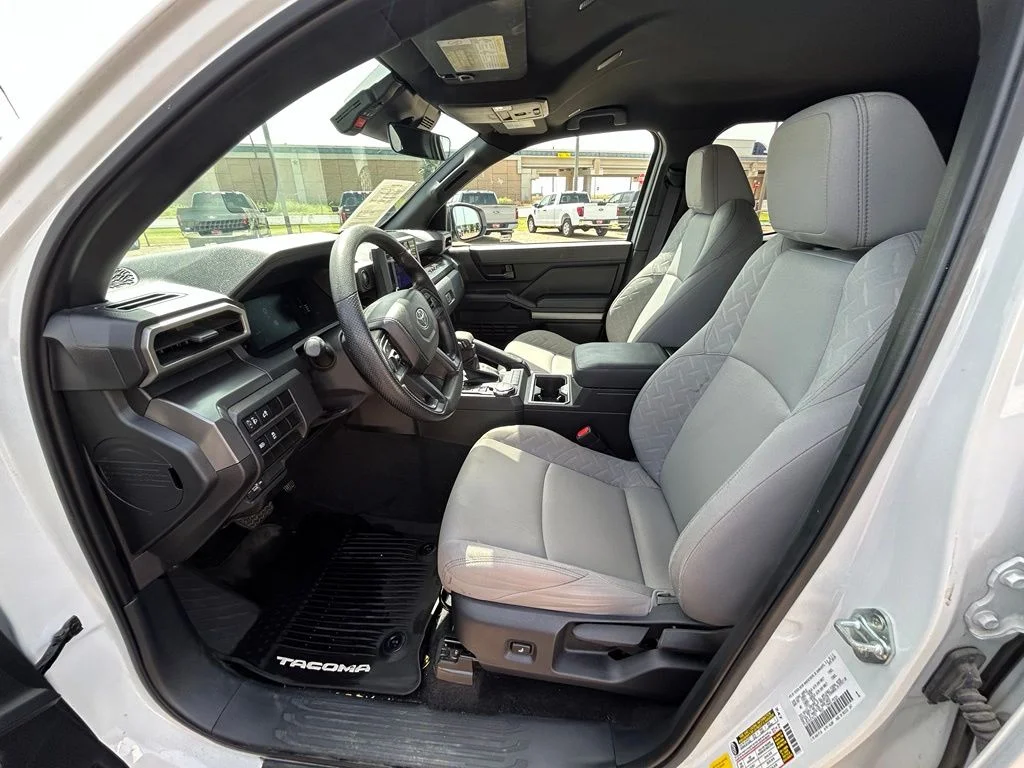 Used 2024 White Toyota SR5 image 11
