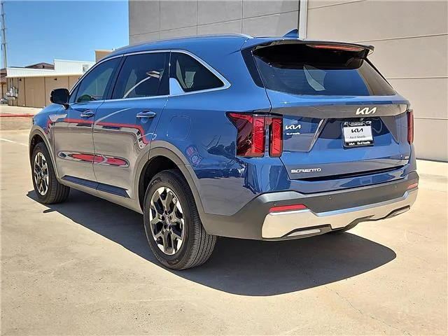Used 2025 Midnight Lake B KIA S All-Wheel Drive image 2