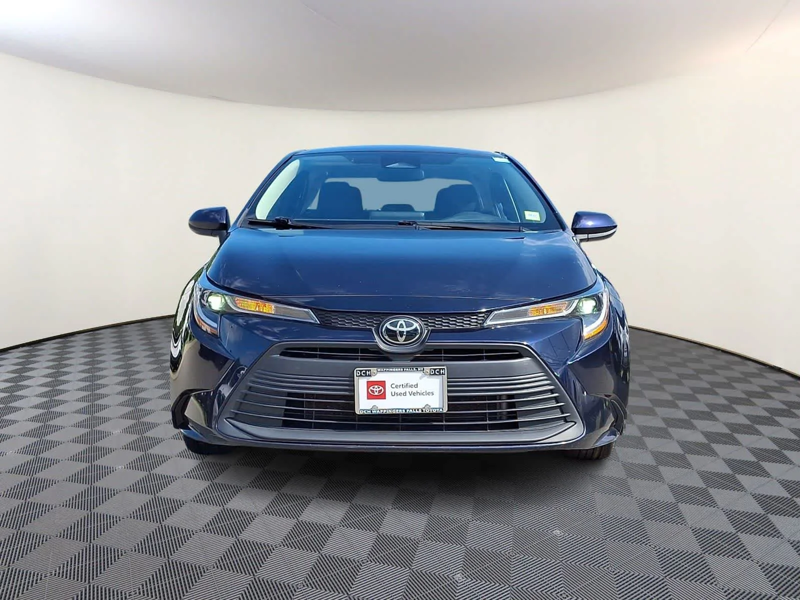 Used 2023 Blueprint Toyota LE image 3