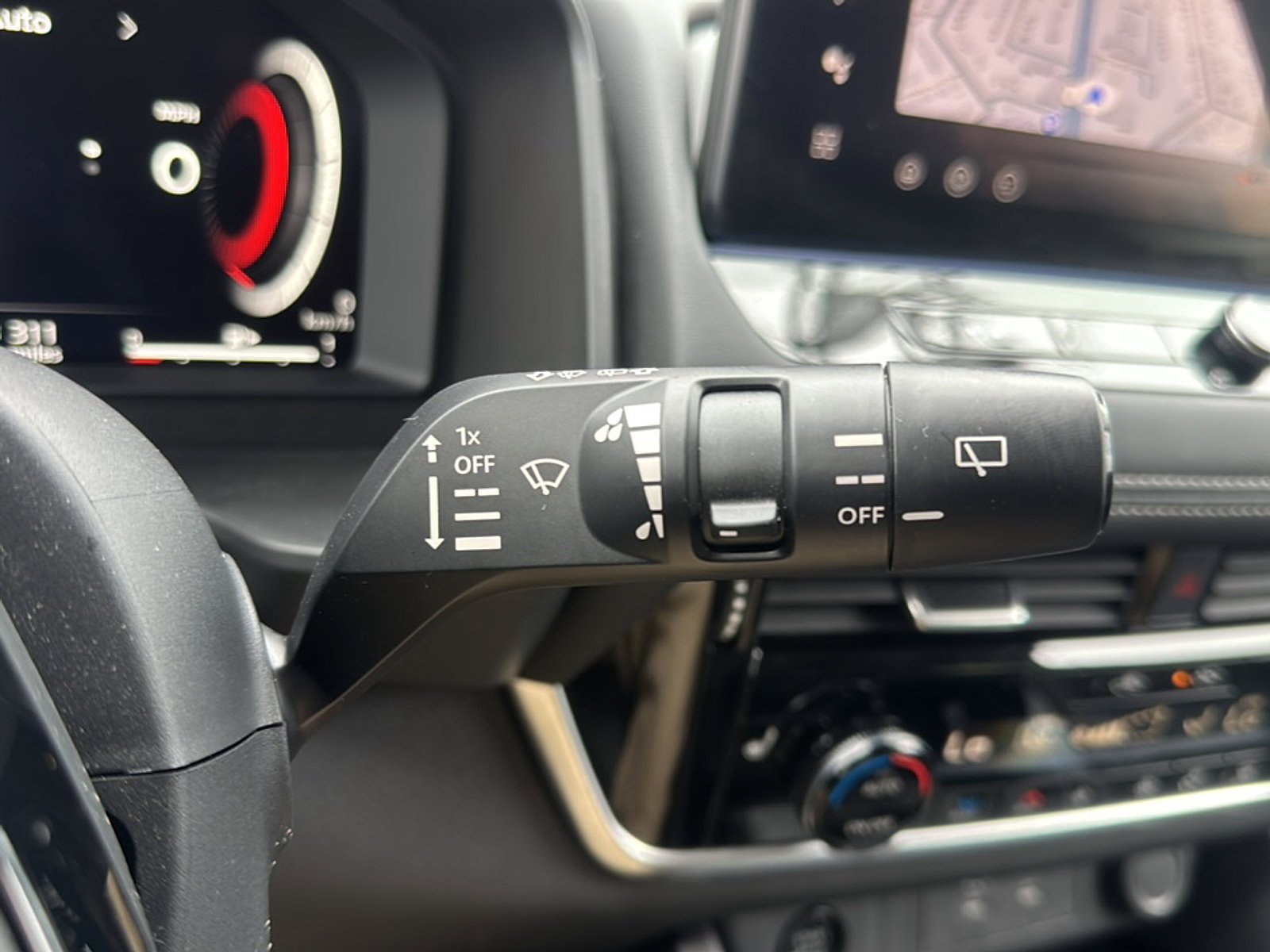 2025 Nissan Rogue SL - Photo 30
