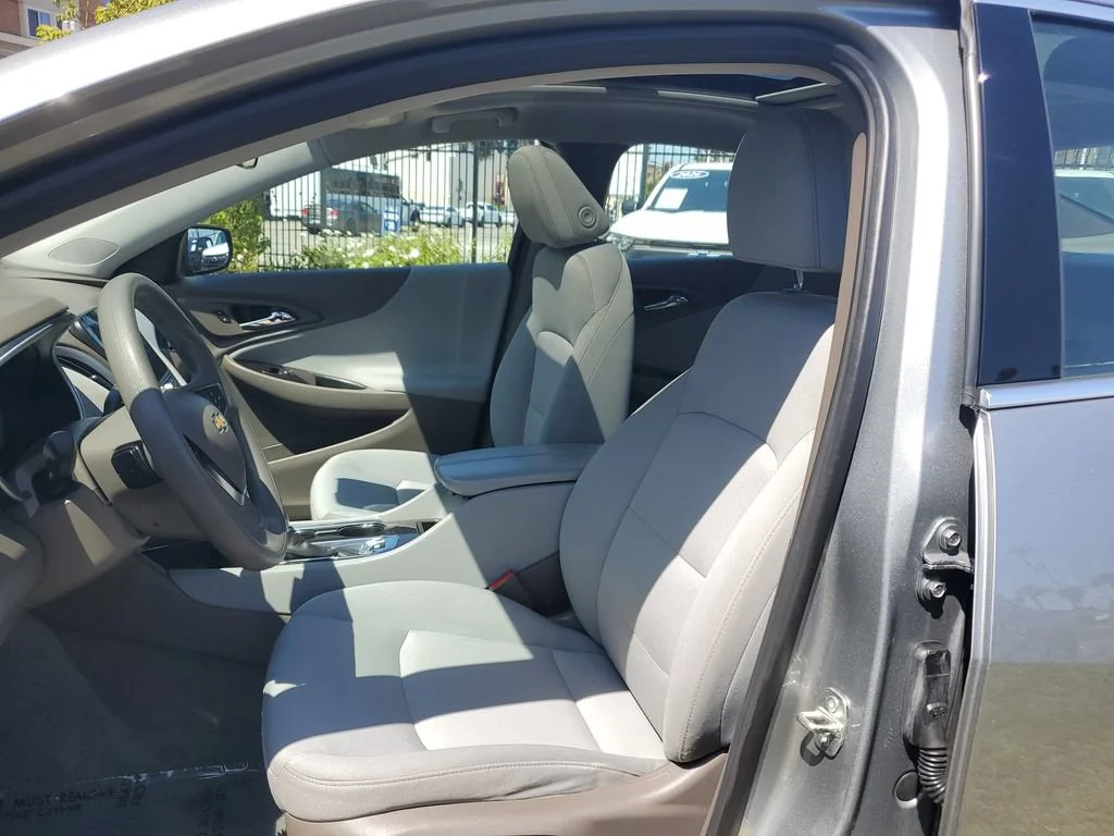 Used 2024 Sterling Gray Metallic Chevrolet 1LT image 19