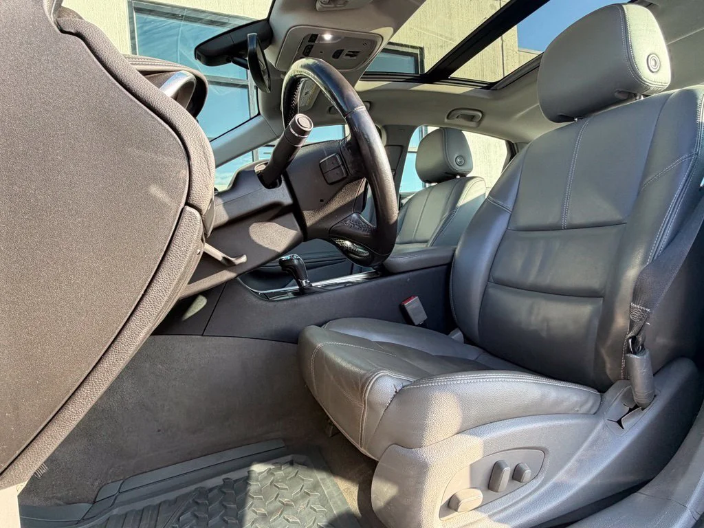 Used 2018 Gray Chevrolet LT image 6