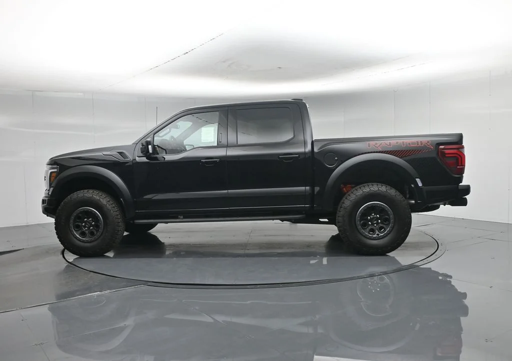 New 2026 Agate Black Metallic Ford Raptor image 28