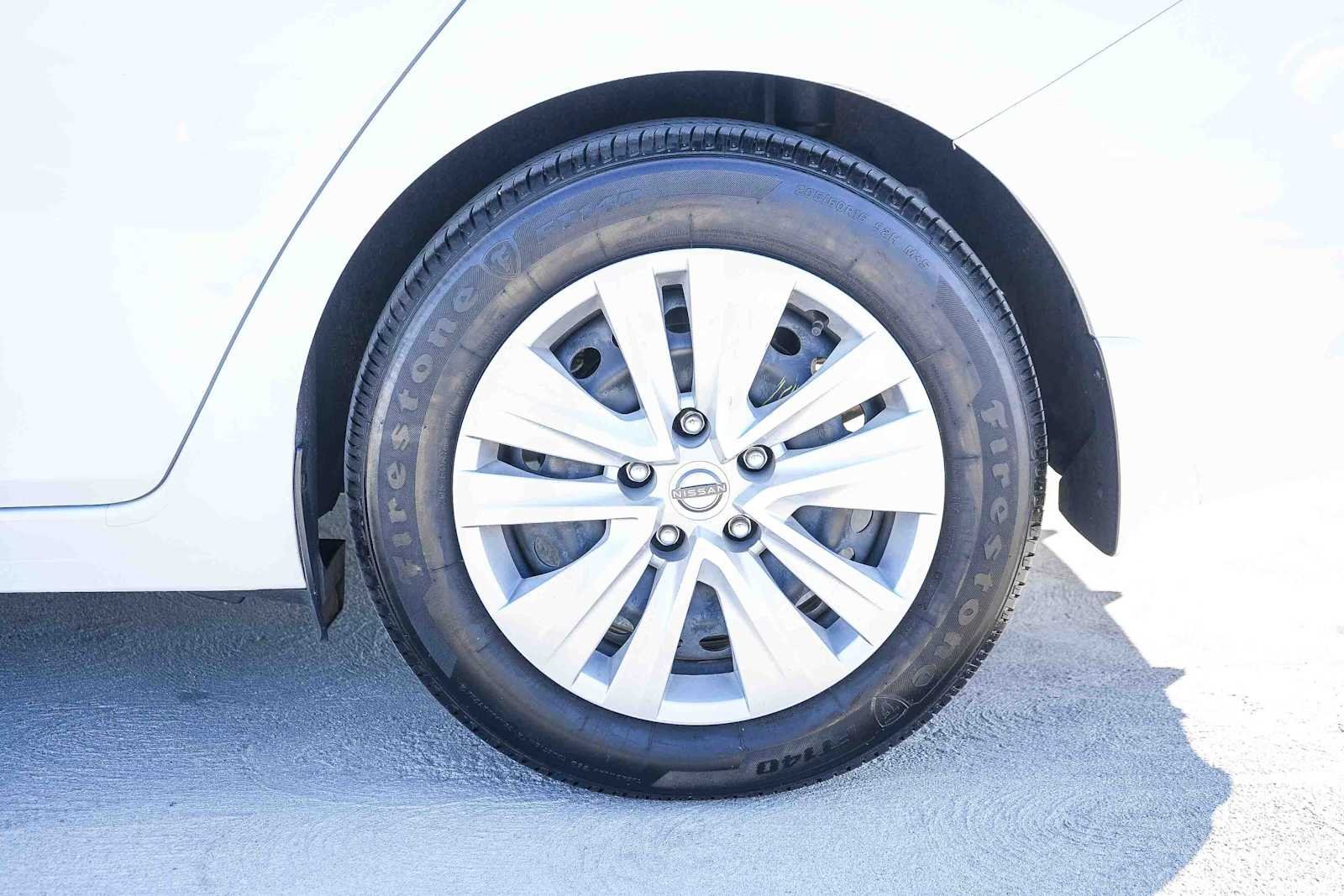 2025 Nissan Sentra S - Photo 10