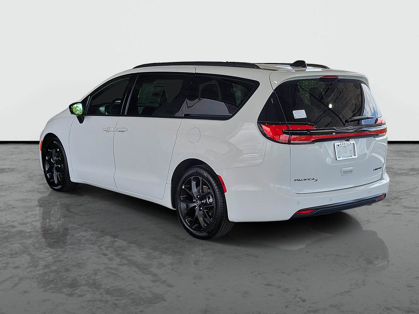 New 2026 Bright White Clear-Coat Exterior Paint Chrysler Limited image 2