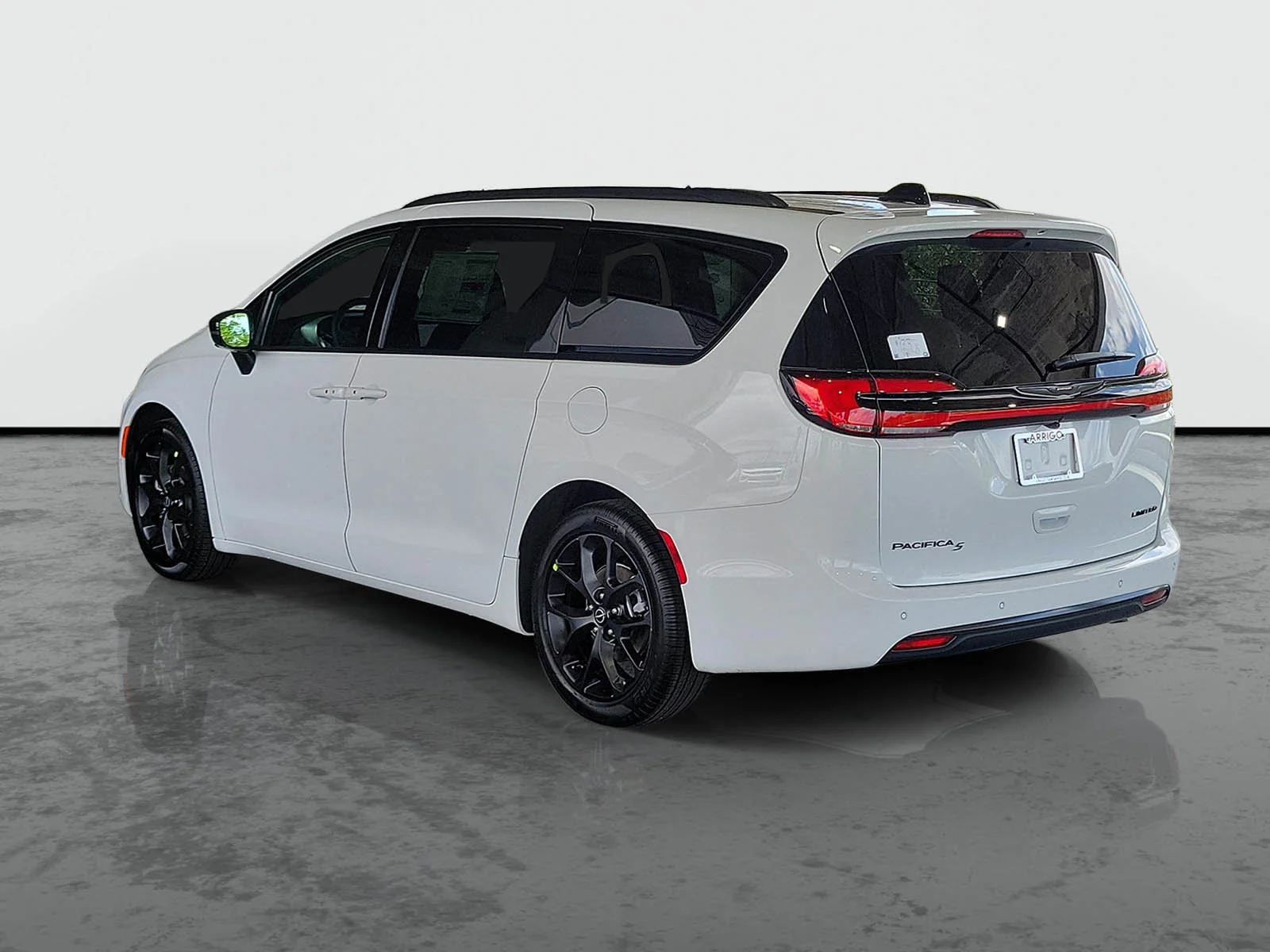 New 2026 Bright White Clear-Coat Exterior Paint Chrysler Limited image 2