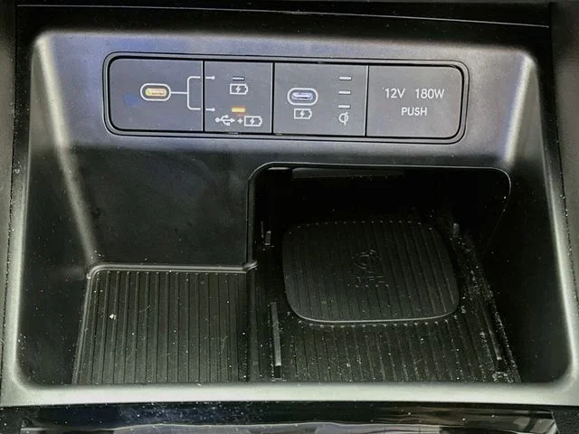 Certified Used 2025 Green Hyundai SEL Convenience image 20