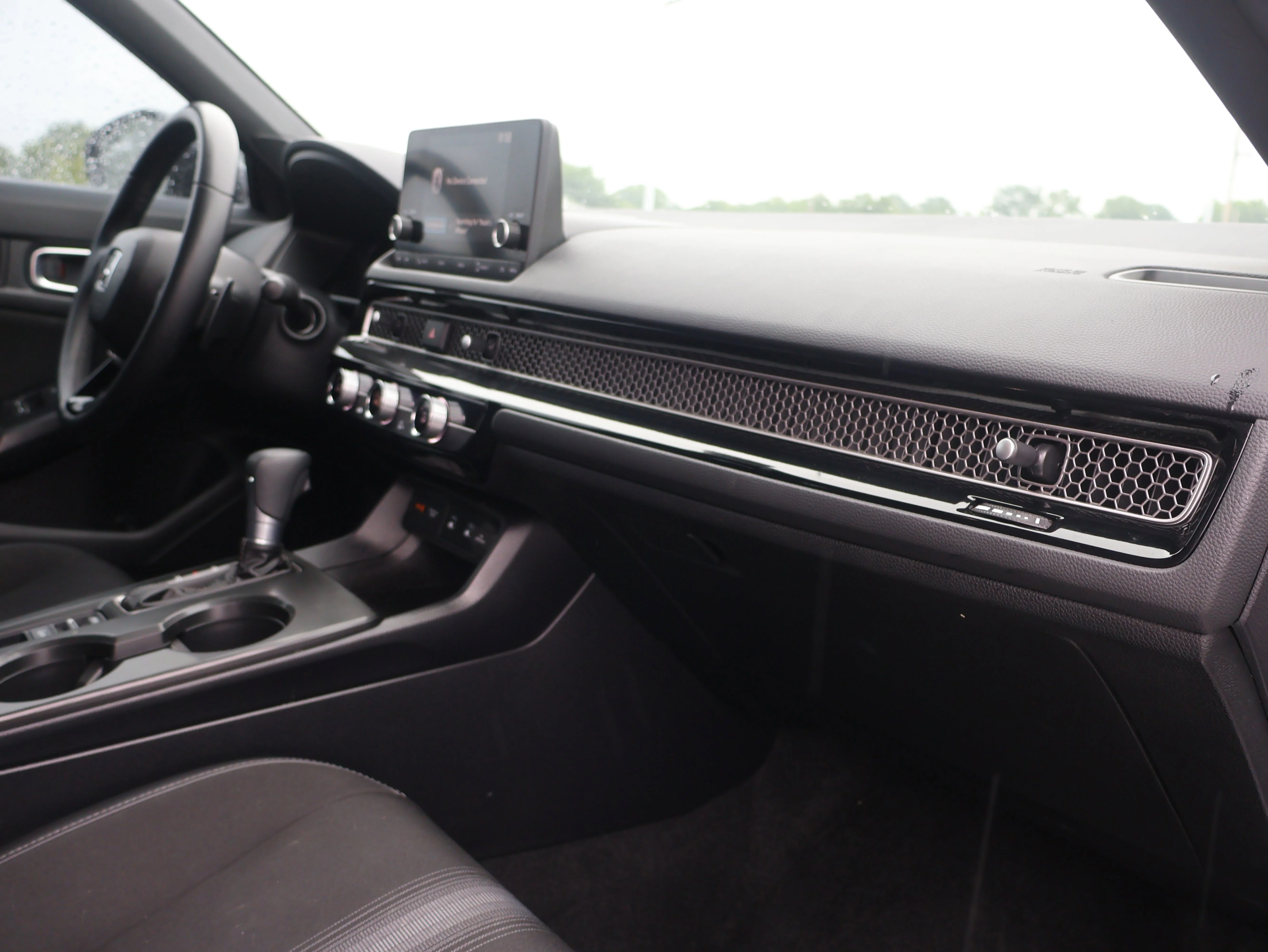 Used 2025 Solar Silver Metallic Honda Sport image 8