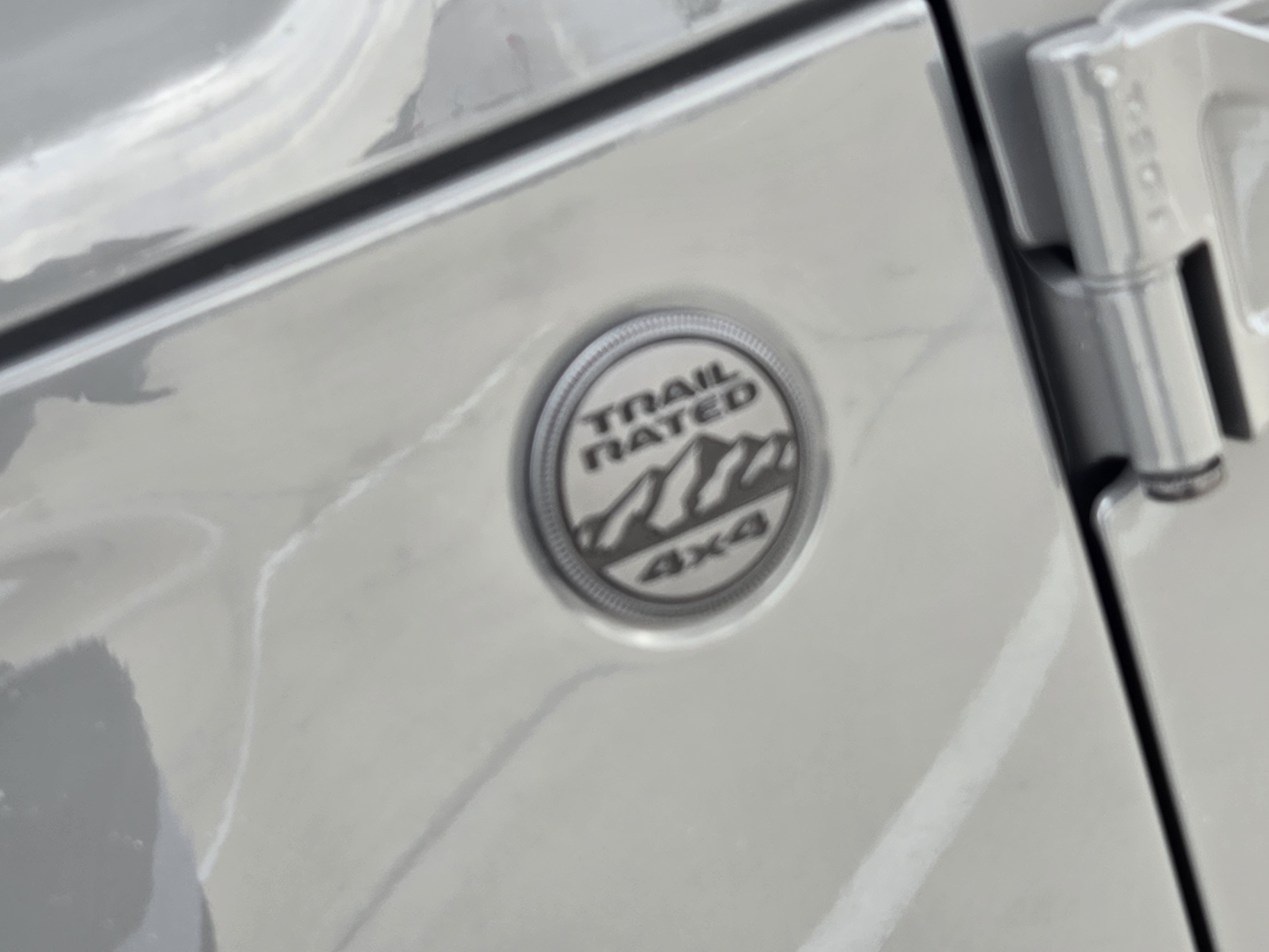 Used 2023 Sting-Gray Clearcoat Jeep Sport S image 11