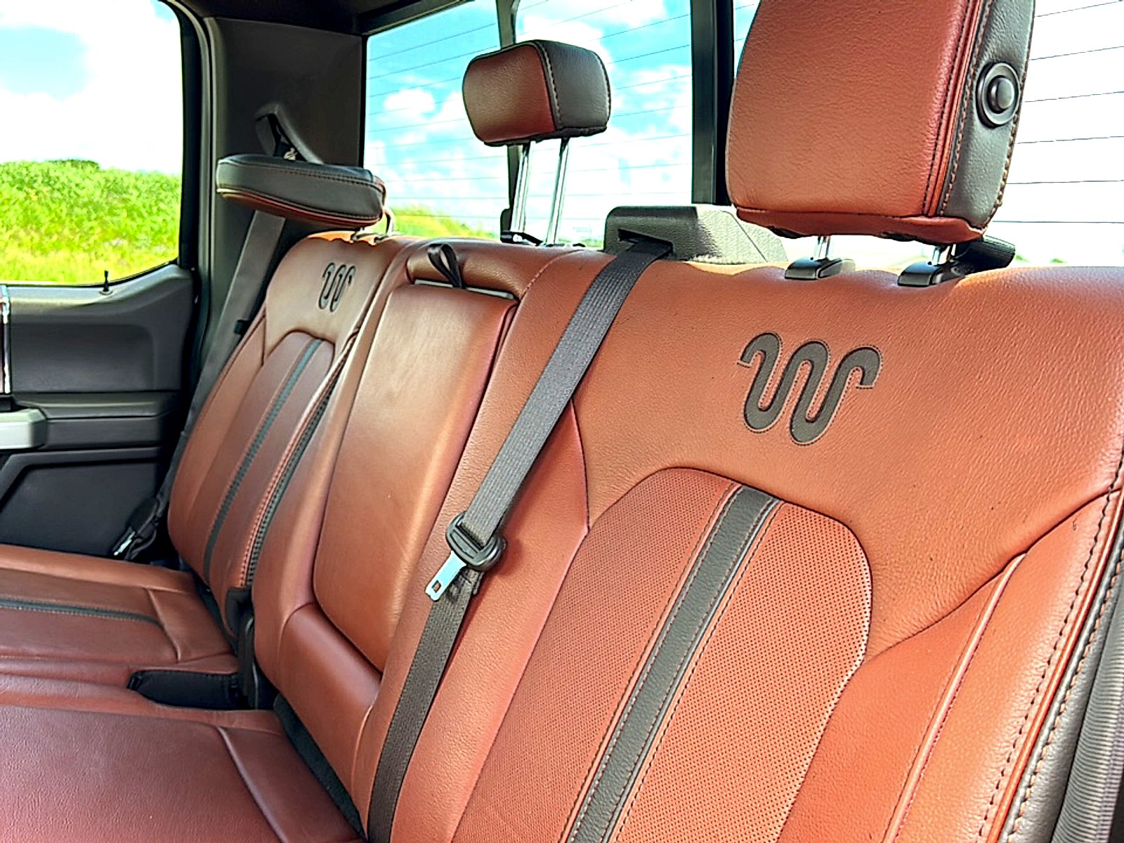 Used 2018 Guard Metallic Ford King Ranch image 20