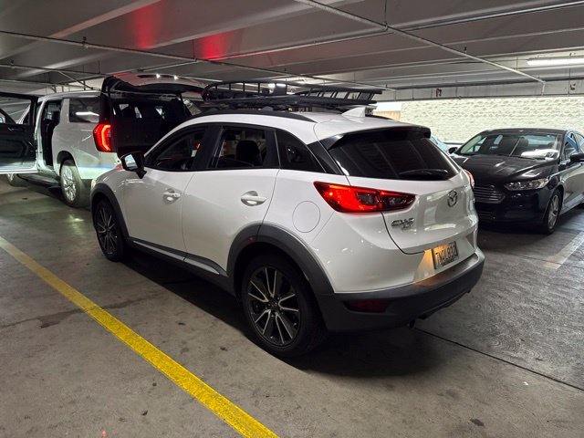 Used 2016 White Mazda Grand Touring image 4