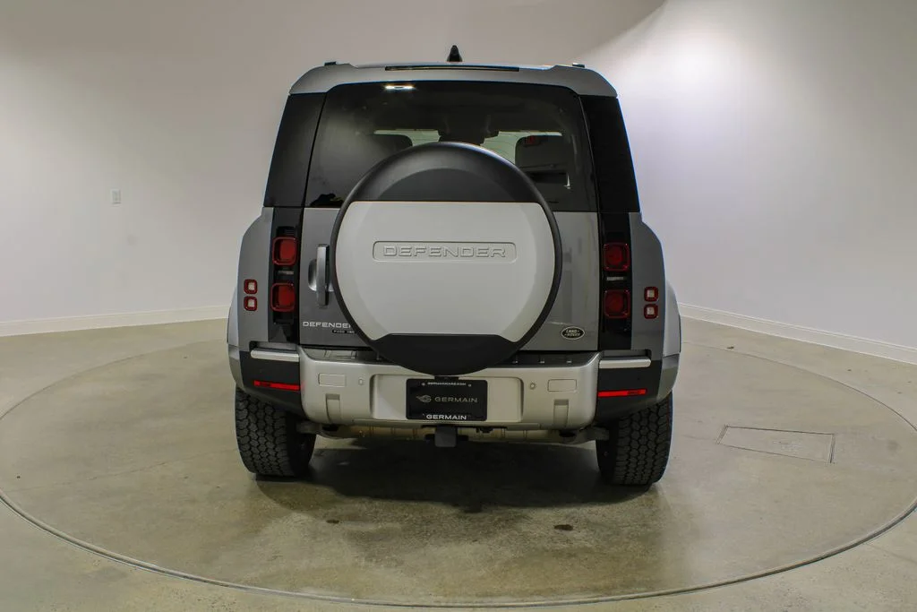Used 2020 Eiger Gray Metallic Land Rover HSE image 4