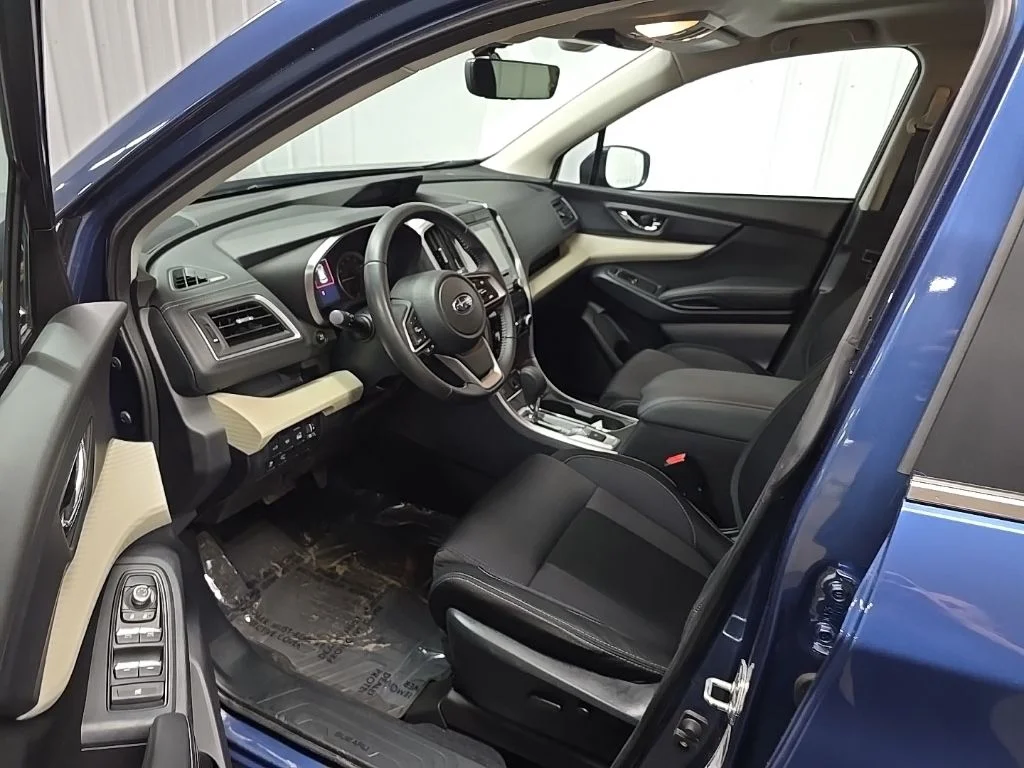 Used 2020 Blue Subaru Premium image 29
