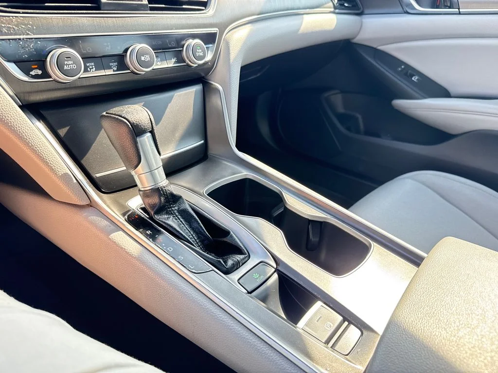 Used 2019 Gray Honda LX image 19