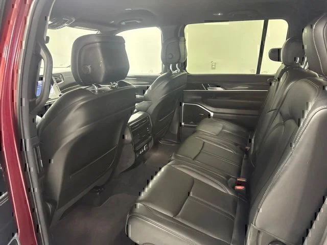 Used 2022 Red Jeep Series III image 18