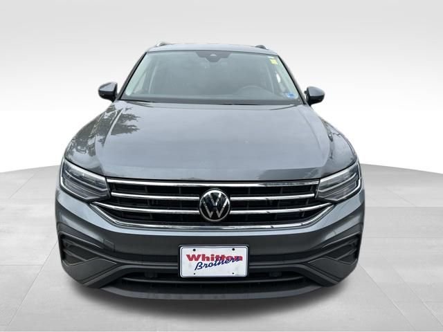 Used 2023 Gray Volkswagen 2.0T SE image 11