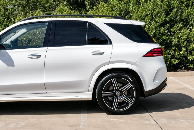 Used 2024 White Mercedes-Benz GLE 580 image 14