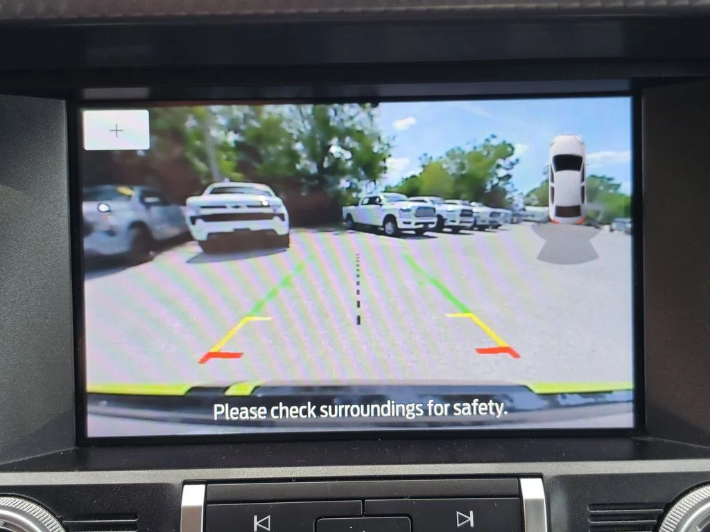 Used 2020  Ford GT Premium image 21