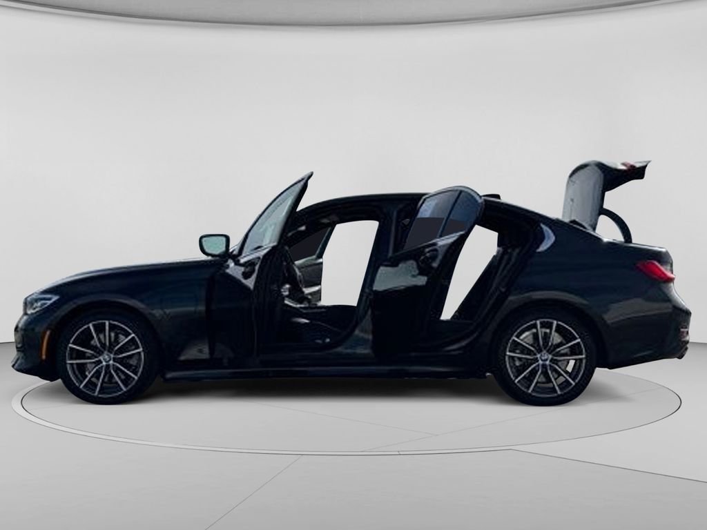 Used 2021 Black Sapphire Metallic BMW 330e iPerformance image 29