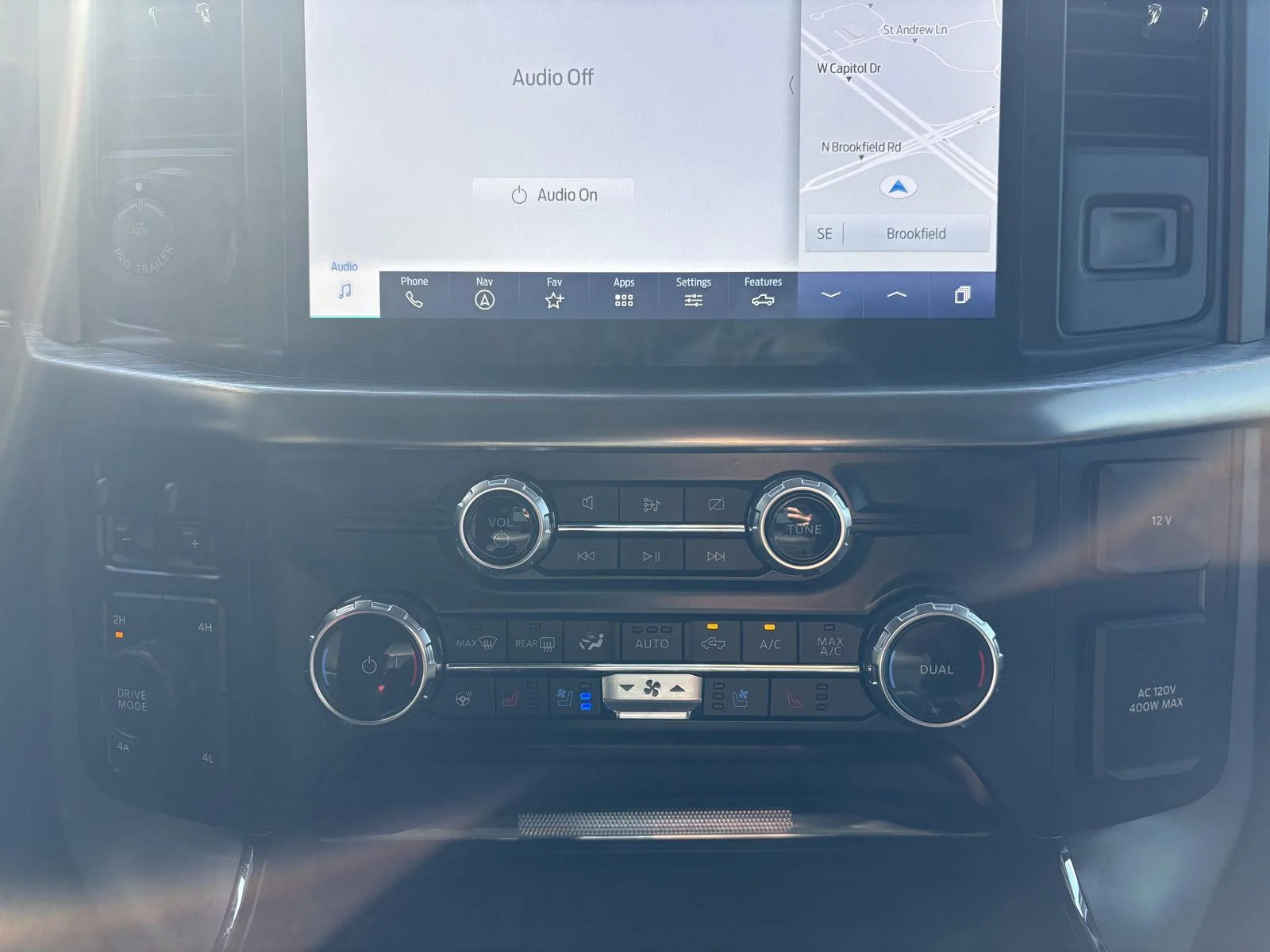 Used 2022 Agate Black Ford LARIAT image 16