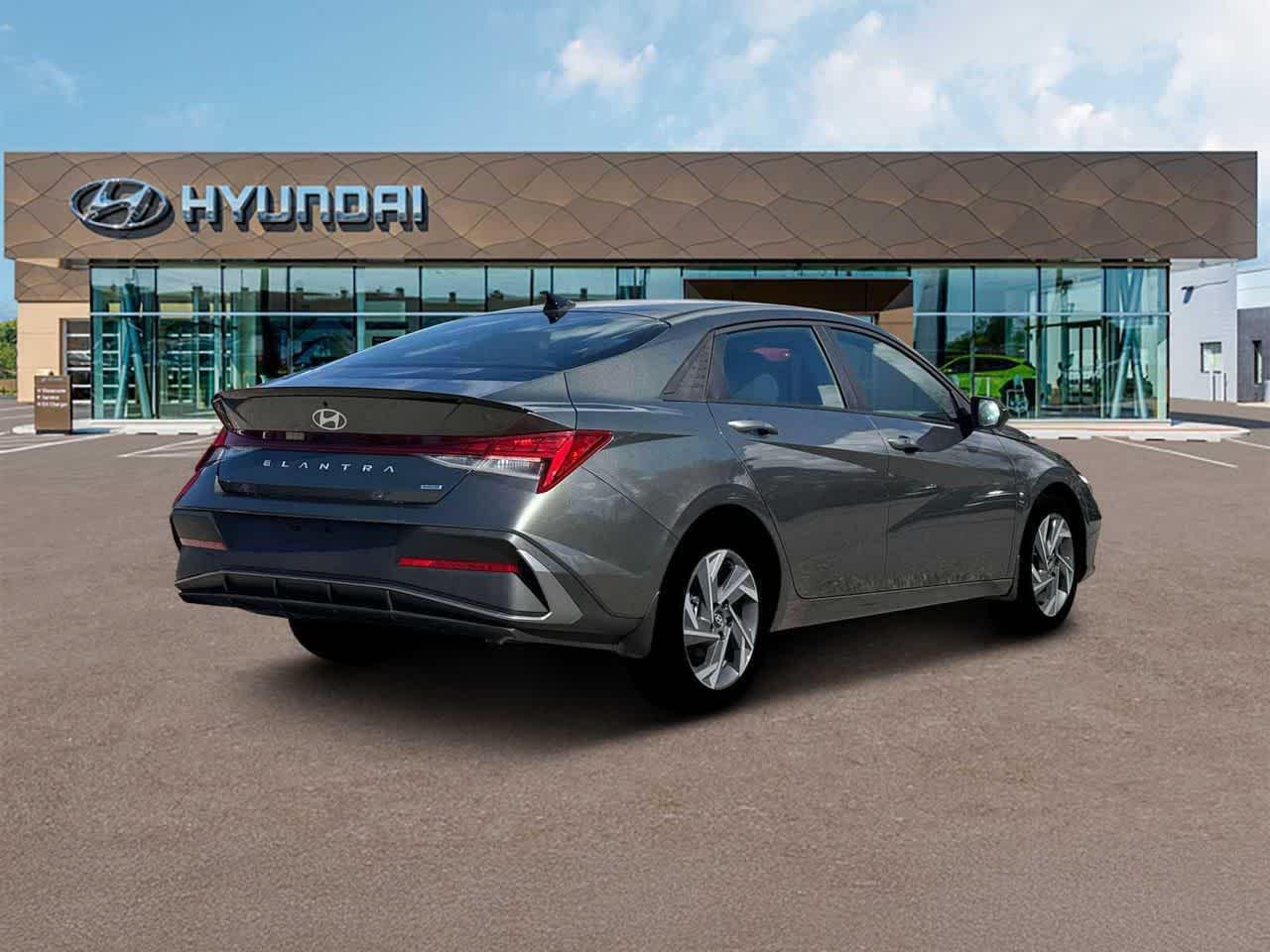 2025 Hyundai Elantra Blue - Photo 7