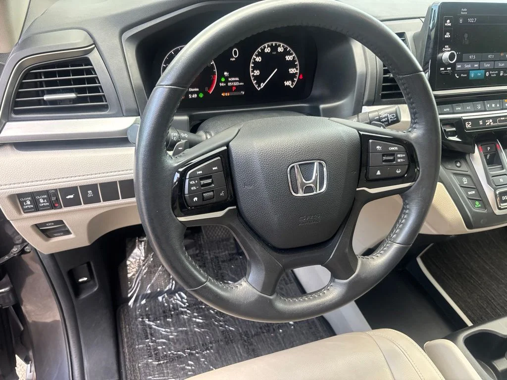 Used 2025 Gray Honda EX-L image 15