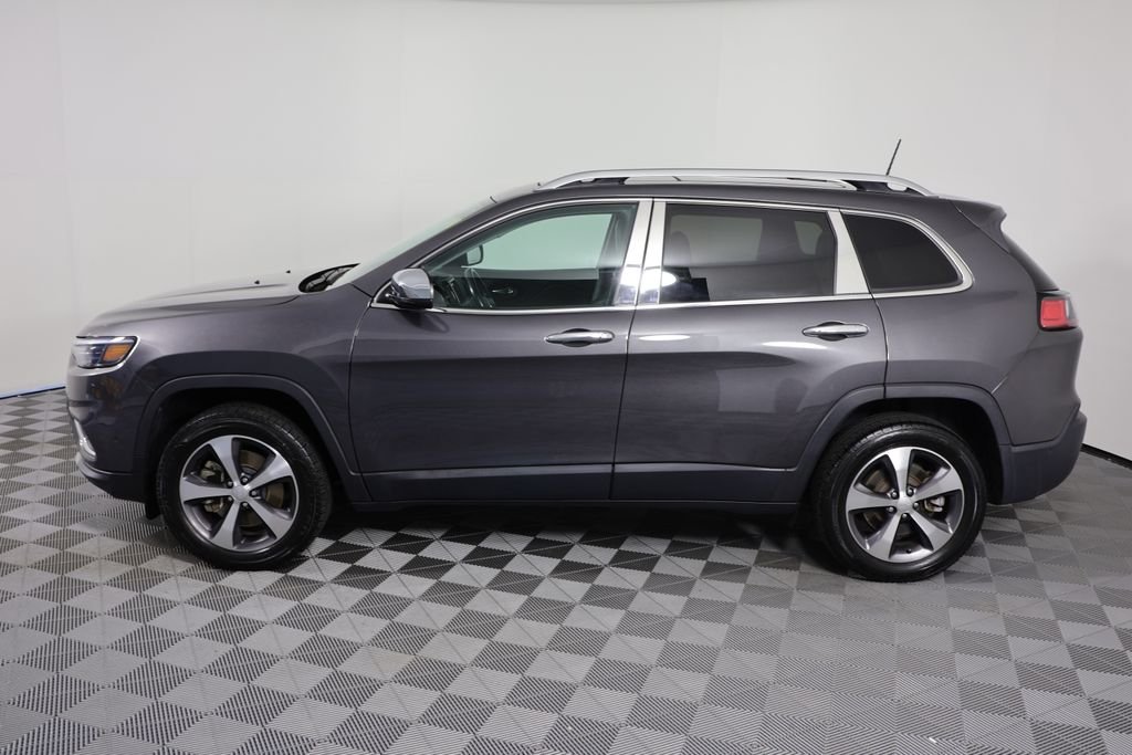 Used 2021 Gray Jeep Limited image 5