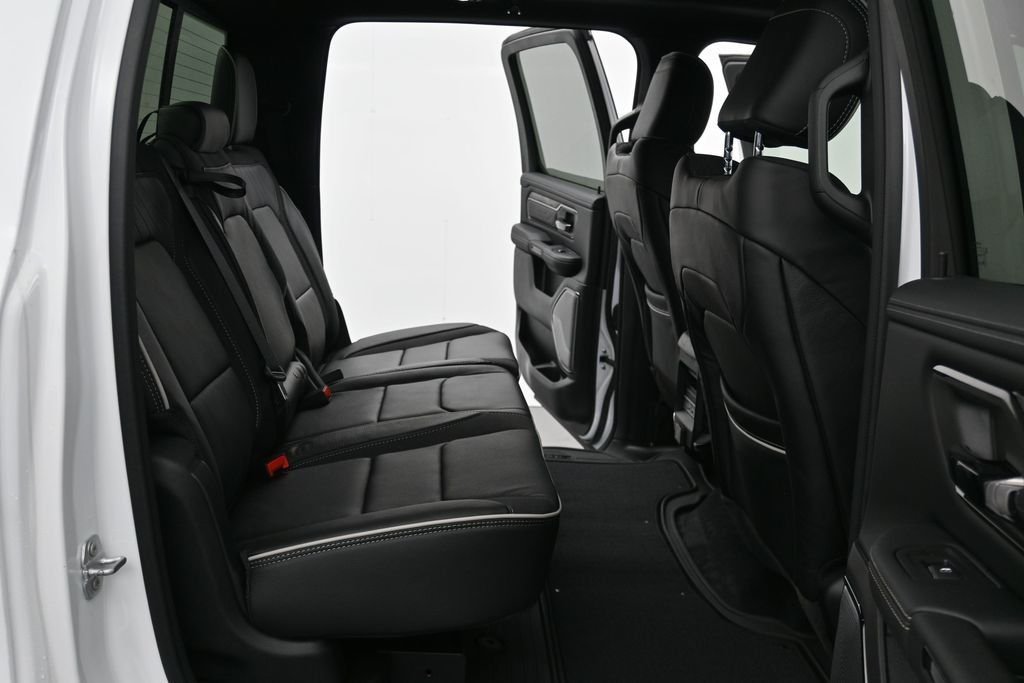 2026 RAM 1500 Limited - Photo 11