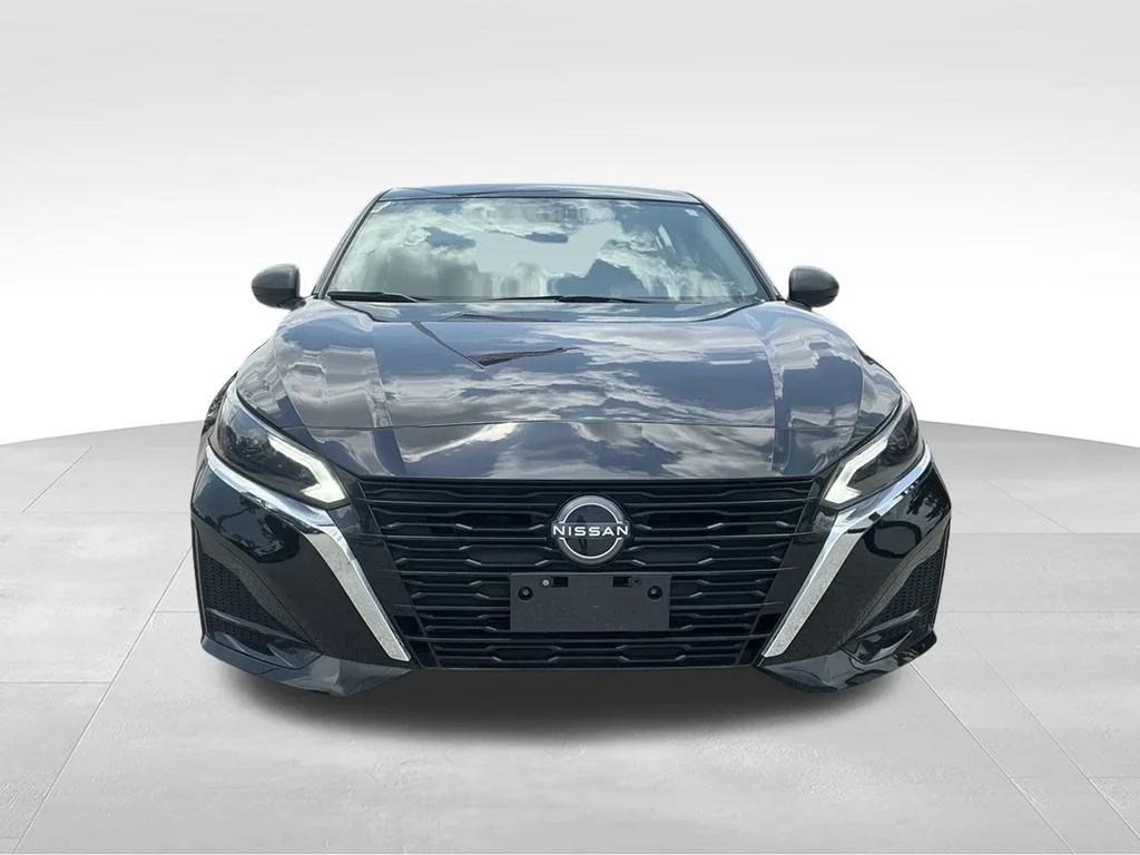 Used 2024 Black Nissan 2.5 S image 15
