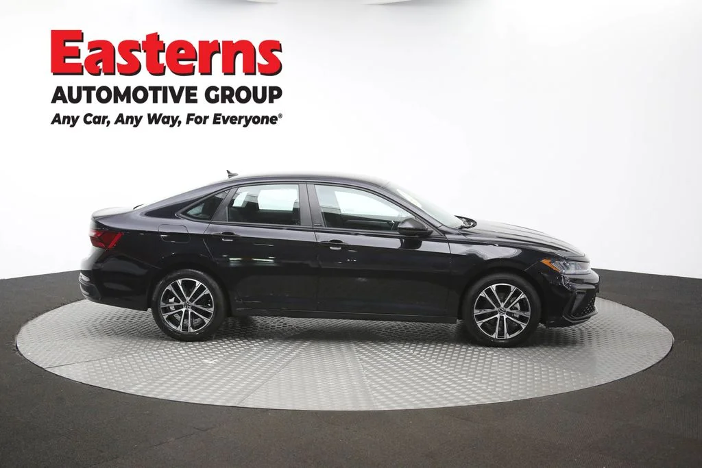 Used 2025 Black Volkswagen 1.5T Sport image 45