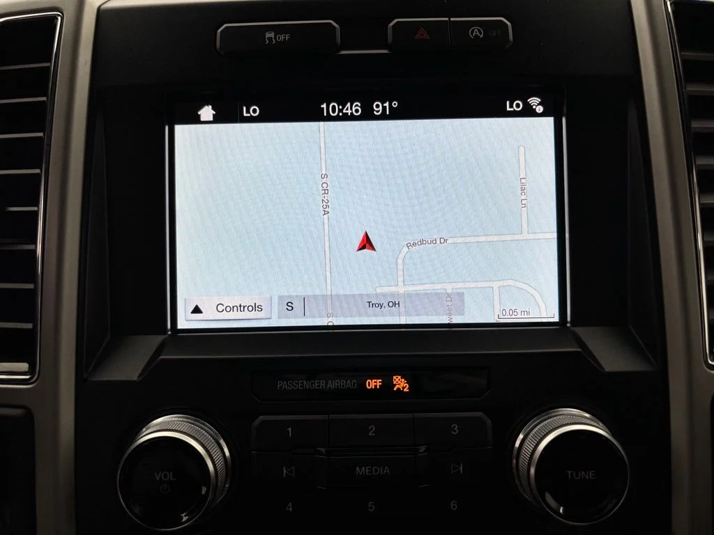 Used 2018 Gray Ford Lariat image 5