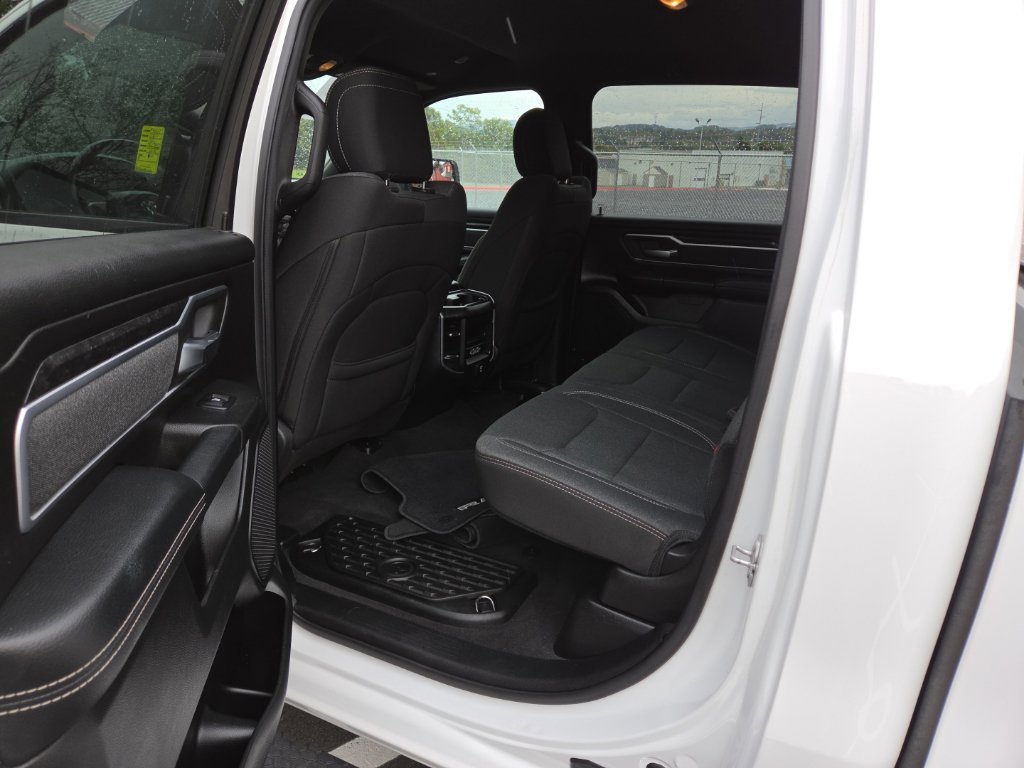 Used 2019 White Ram Big Horn/Lone Star image 27