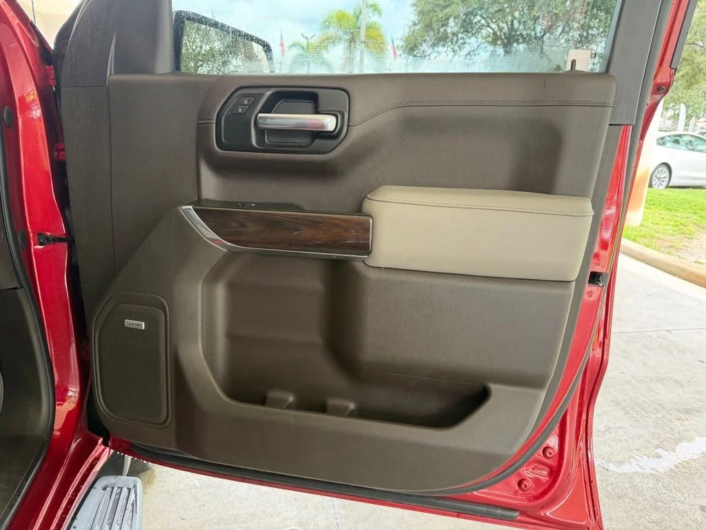 Used 2021 Red GMC SLT image 30